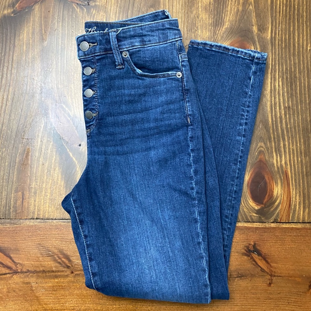 Universal Thread Button Fly Skinny